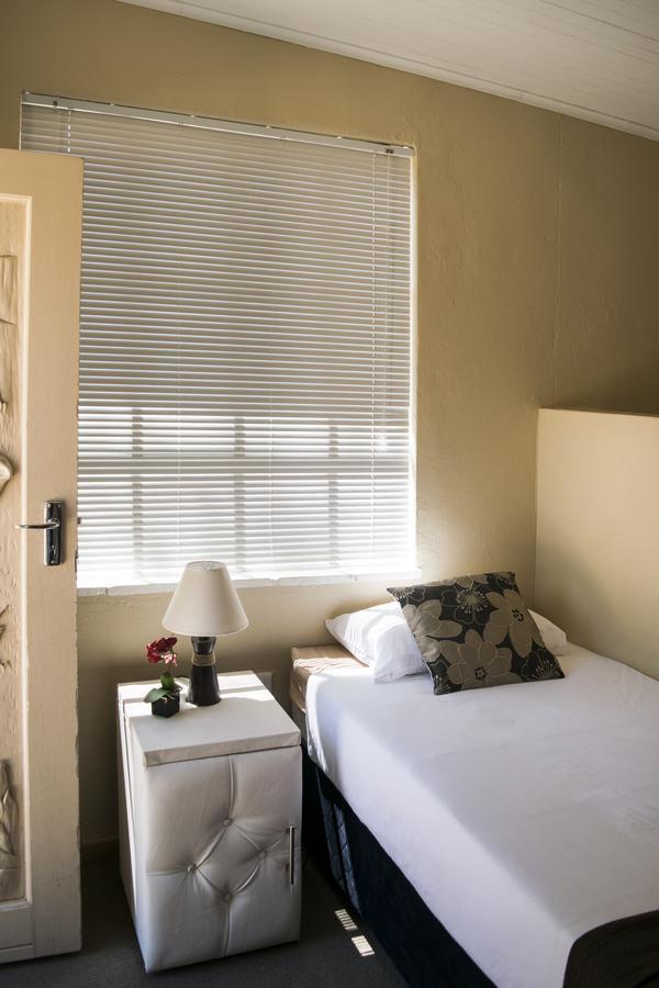 Rain Forest Boutique Camp Krugersdorp Εξωτερικό φωτογραφία